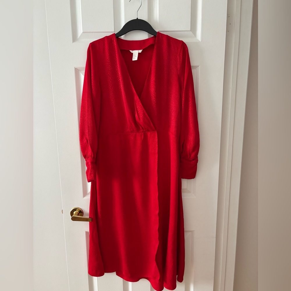 H&M Vibrant Red Long Sleeve Dress